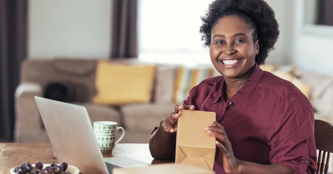 Los 25 Mejores Negocios desde Casa para Mujeres Guía 2025